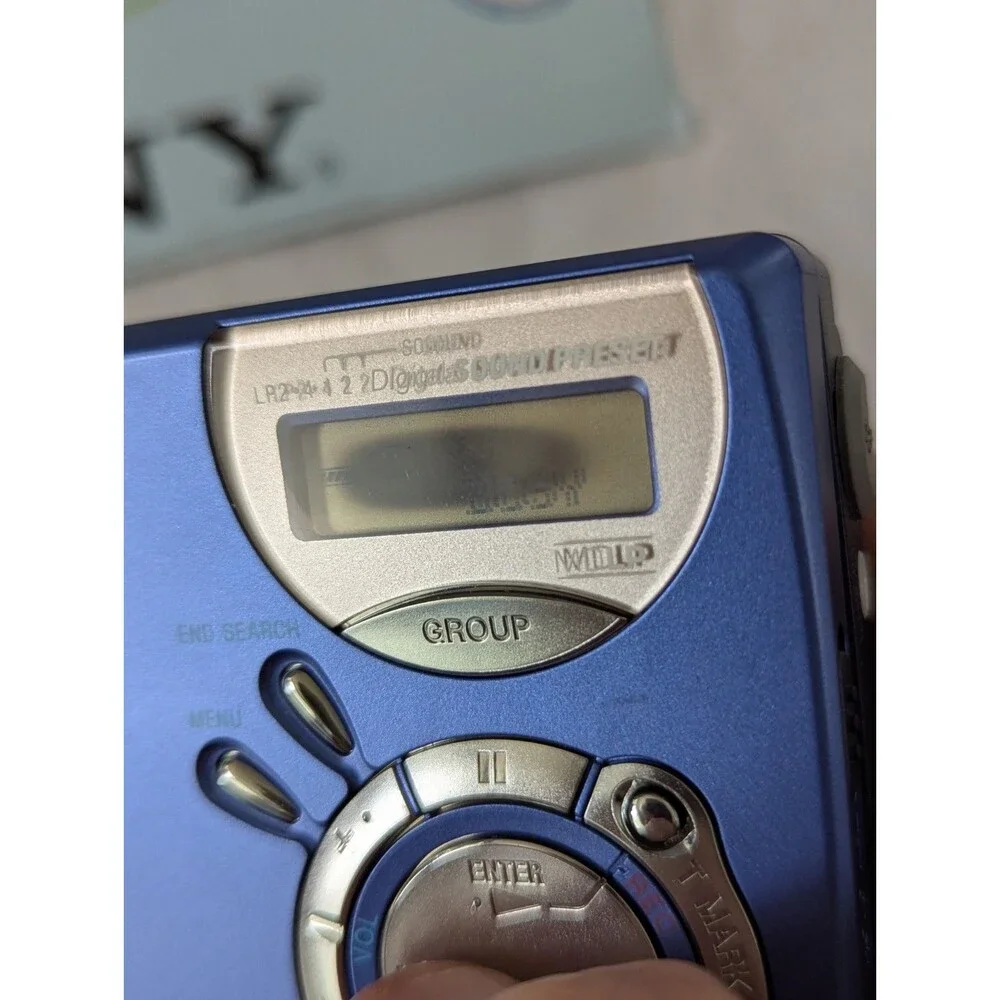 Sony MZ-NF610 Type S Net MD MiniDisc Walkman Portable MD Player/Recorder (FM/AM)